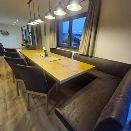 Klausi's Panorama Apartment *