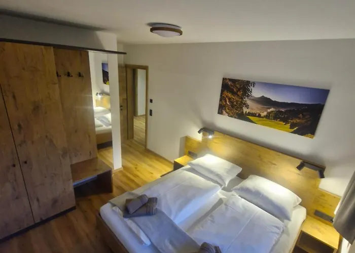 Klausi's Panorama Apartment *